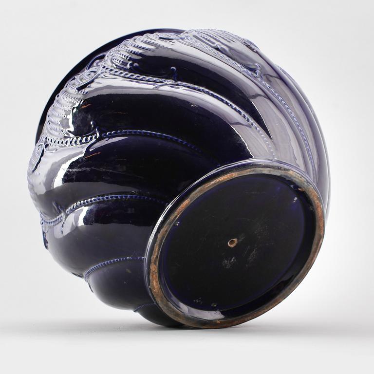 YTTERFODER, porslin, 1900-talets början.