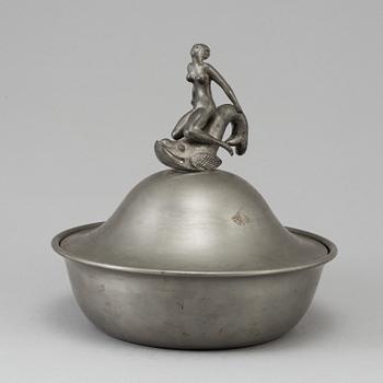 A pewter bowl with lid, Svenskt Tenn, Stockholm 1929.