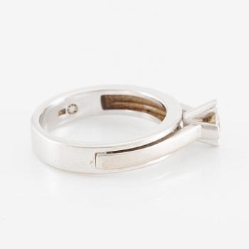 Ring in 18K white gold set with a brilliant-cut diamond, approximately 0.21 ct.