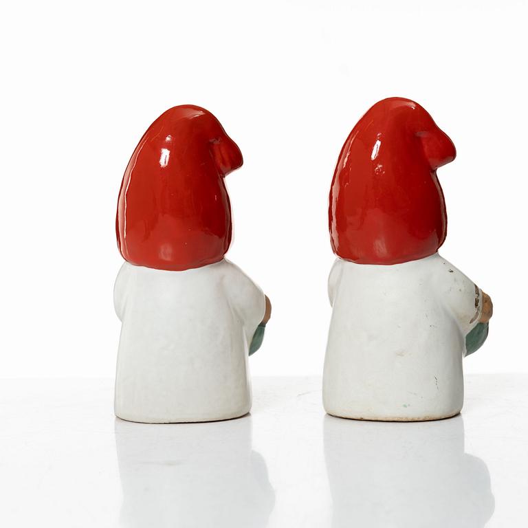 Lisa Larson, figuriner, 8 st, stengods, bl.a. ur serien "Tomtefamiljen", Gustavsberg och K-Studion.