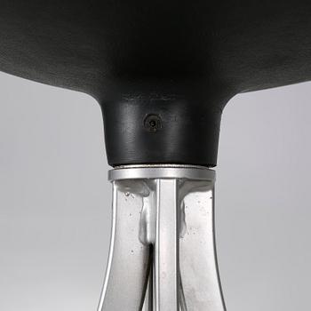 Six bar stools from Mobles 114 Barcelona, 21th century.