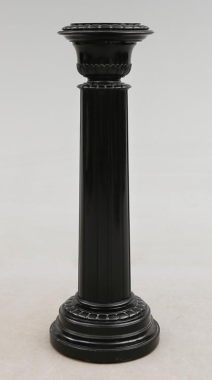 PIEDESTAL, 1800-talets andra hälft.