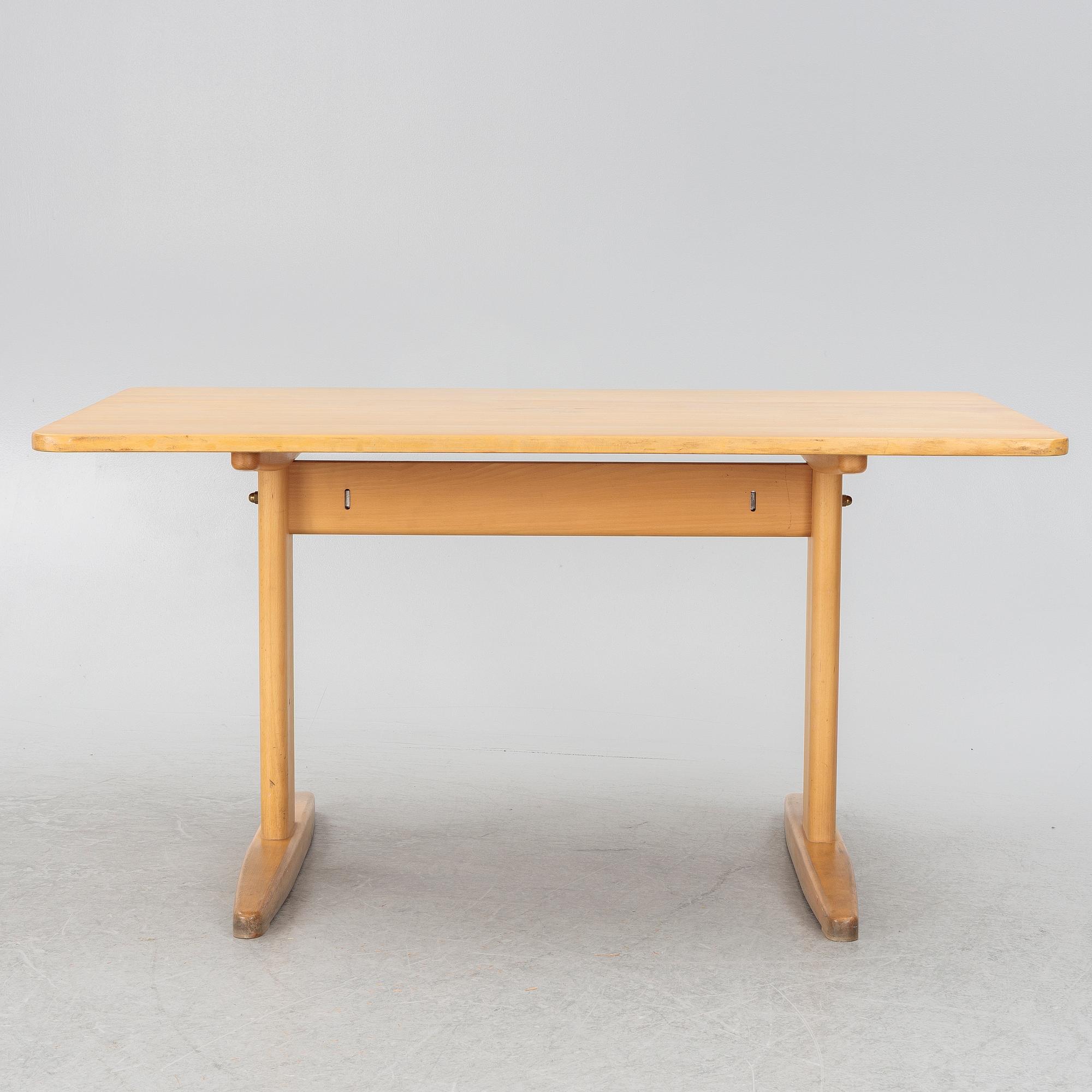 Børge Mogensen, dining table, 'Shaker', Madsens Fabrikker, Denmark.