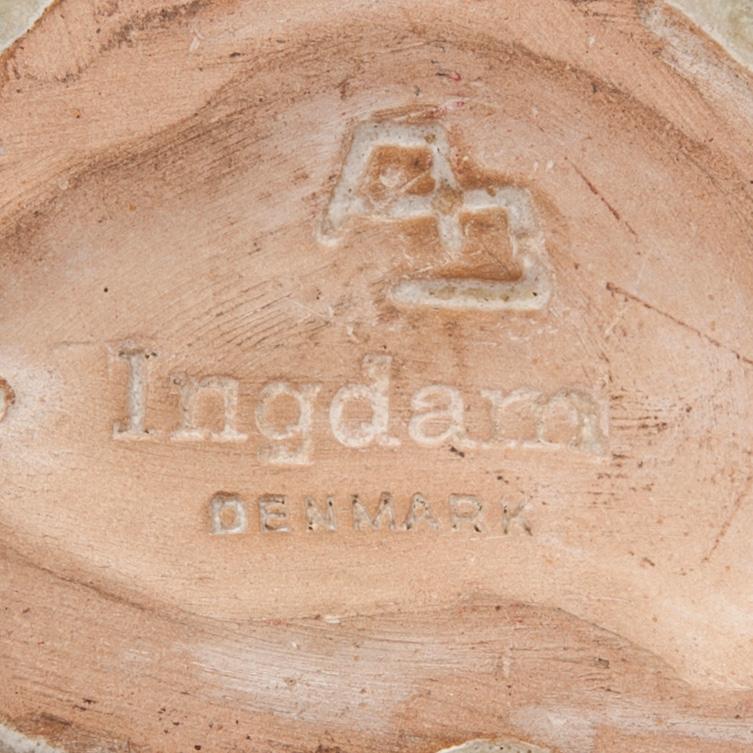 FIGURINER, 2 st, keramik, märkta L. Hjorth och Ingdam, Danmark.