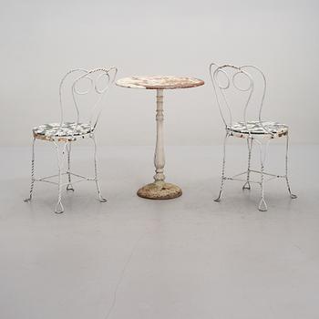 TRÄDGÅRDSGRUPP, 3 delar, delvis Grytgöl, 1900-tal.