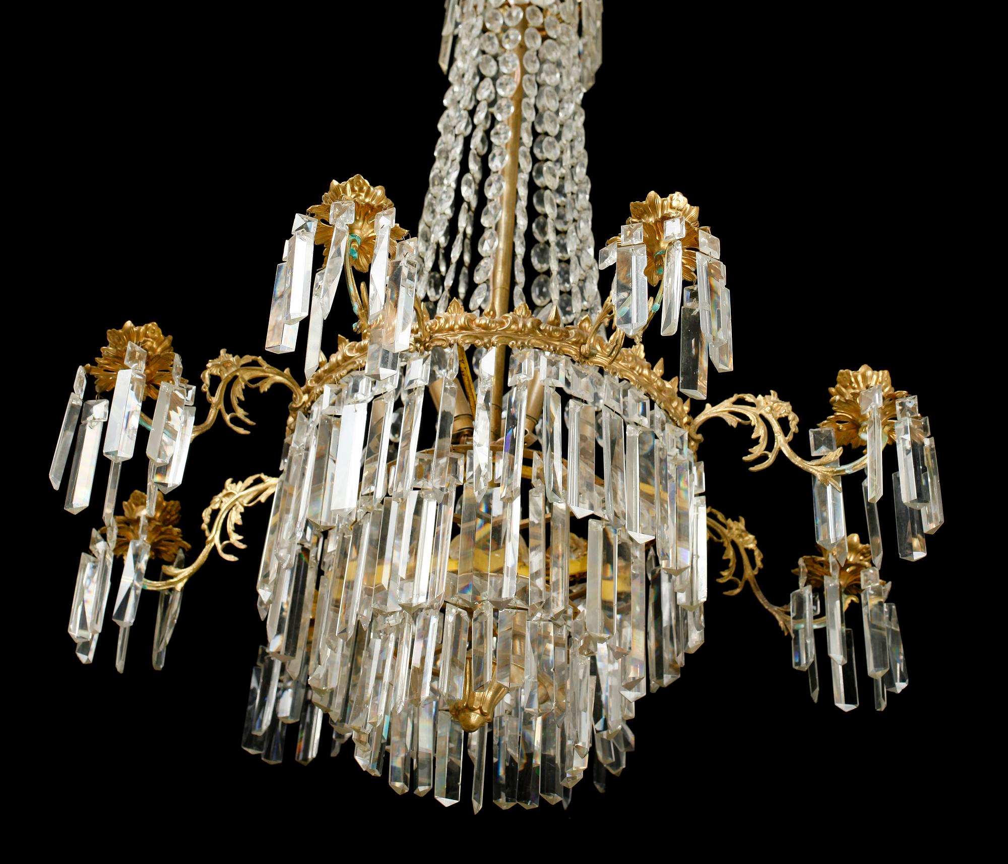 LJUSKRONA, oskariansk, sent 1800-tal. Höjd ca 94 cm.