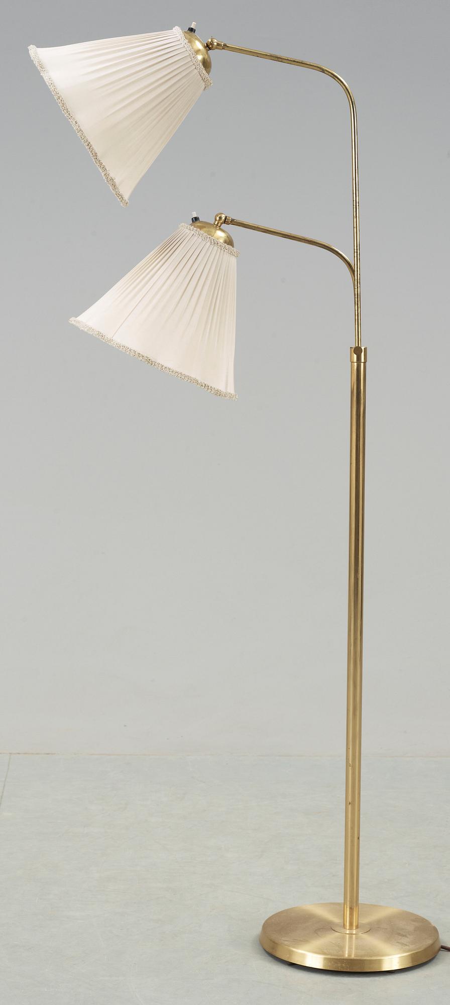 GOLVLAMPA, 1900-talets andra hälft.