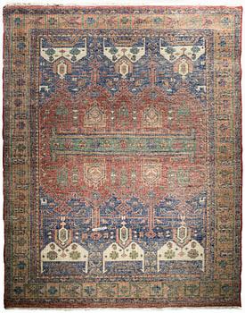 Matta, Hereke Design, ca 305 x 242 cm.