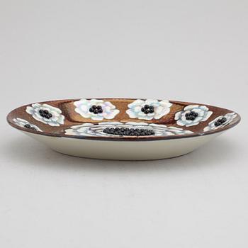 BIRGER KAIPIAINEN, ceramic Fiori dish, marked "Birger Kaipiainen, Arabia art made in Finland 1983", numbered 1903/2000.