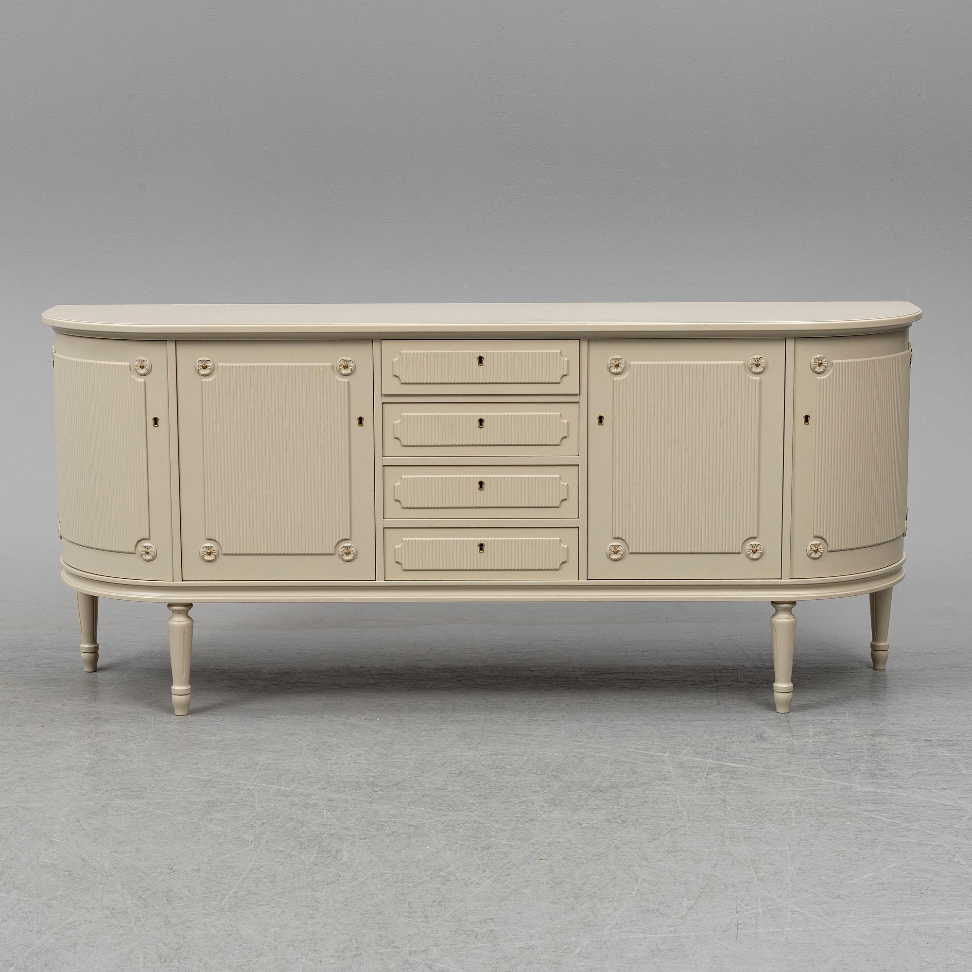 SIDEBOARD, Gustaviansk stil, sent 1900-tal.