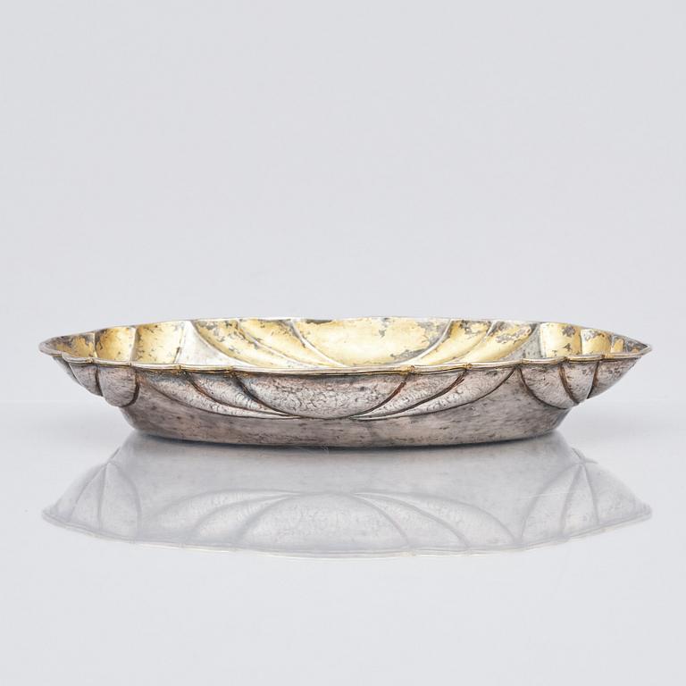 A parcel-gilt silver bowl, possibly Ottoman 16th/17th century.