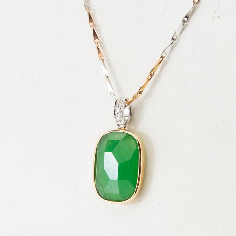 Necklace 14K tri-colour gold with diamonds and green faceted stone.