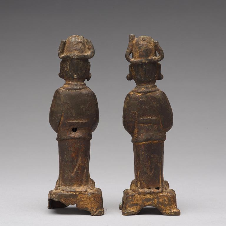 A pair of bronze figurines, Ming dynasty, 17th Century.