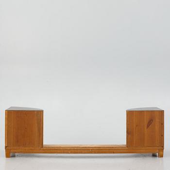 An Art Déco dressing table with large mirror, 1930's.