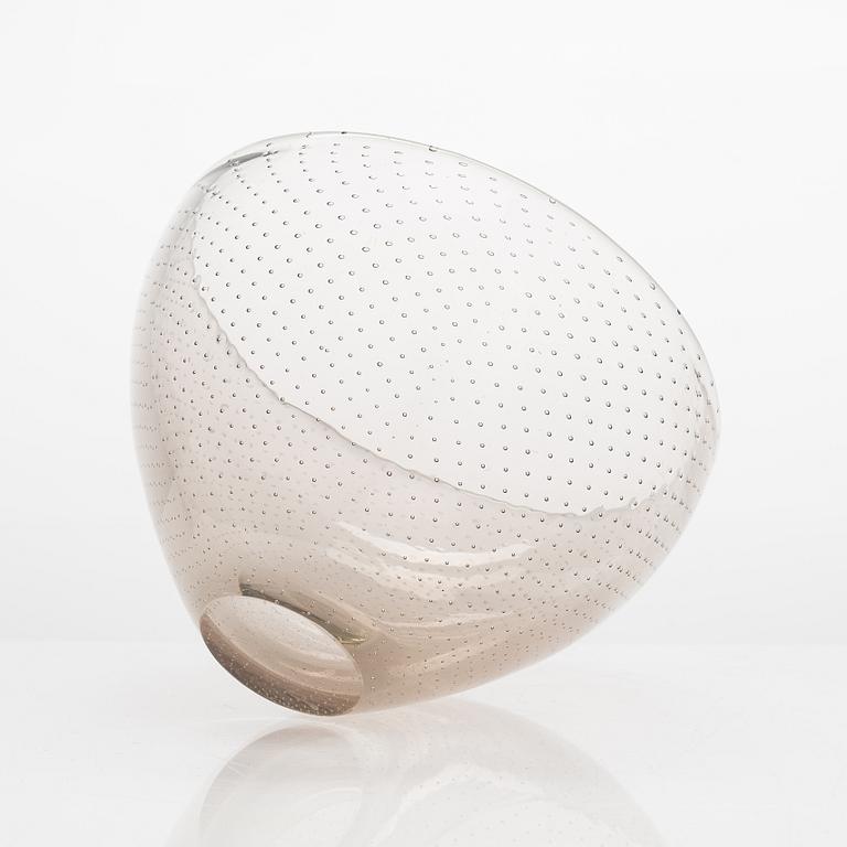 Gunnel Nyman, a glass bowl, signed G. Nyman Nuutajärvi Notsjö.