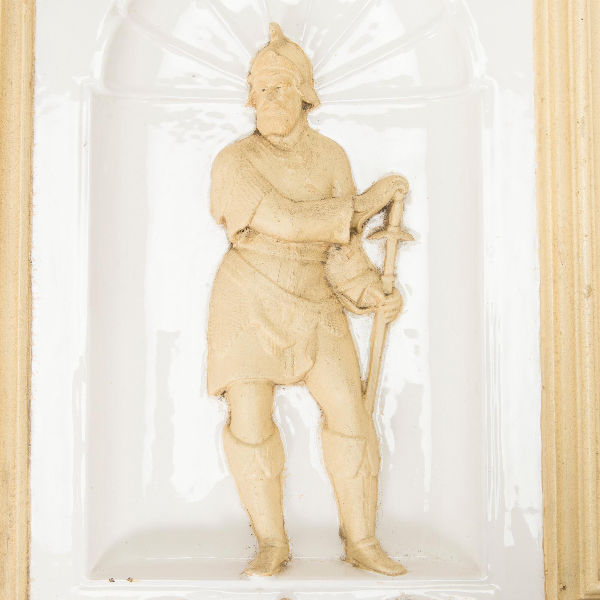 Reliefi / koriste-elementti kakluuniin Wilhelm Andstén, Helsinki, 1800-luvun loppu.