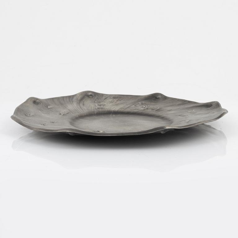 Olof Ahlberg, a pewter dish, Schreuder & Olsson, Stockholm, 1987.