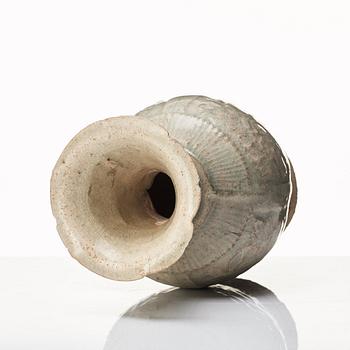 Vas, qinbaiporslin. Yuandynastin (1260-1368).