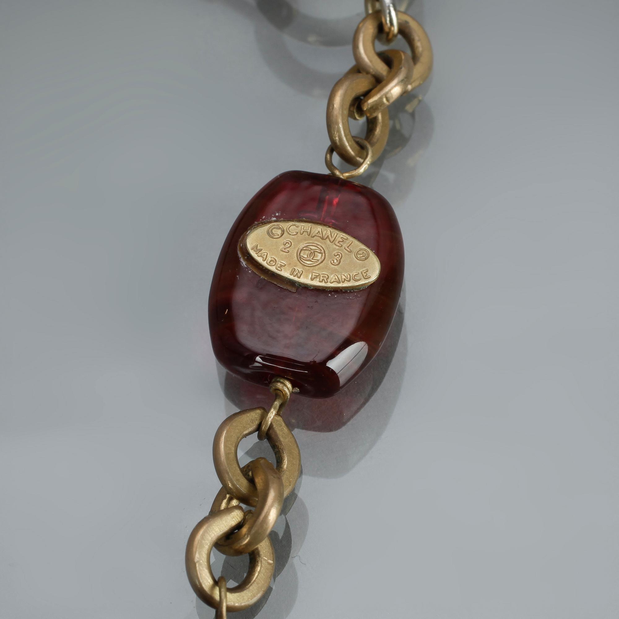 HALSBAND, Chanel.