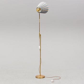 GOLVLAMPA, 1900-talets tredje kvartal.