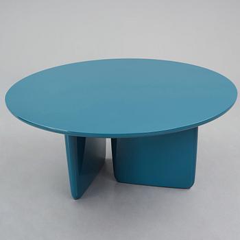 Edward Barber & Jay Osgerby, a "Tobi-Ishi" dining table, B&B Italia, Italy post 2014.