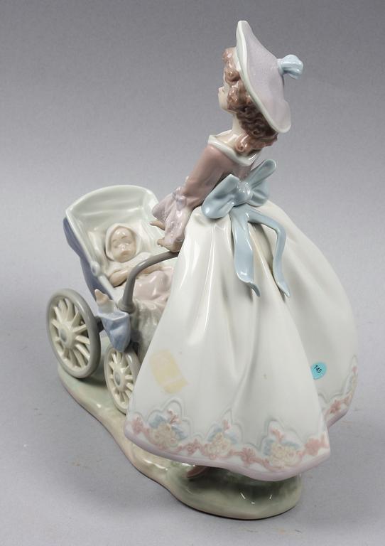 FIGURIN, porslin. Lladro, tillverkningsår 1992-1996.