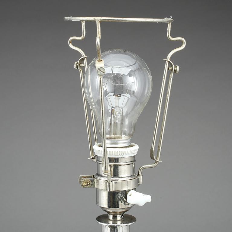 BORDSLAMPA, silver, C.G Hallberg, Stockholm 1924.