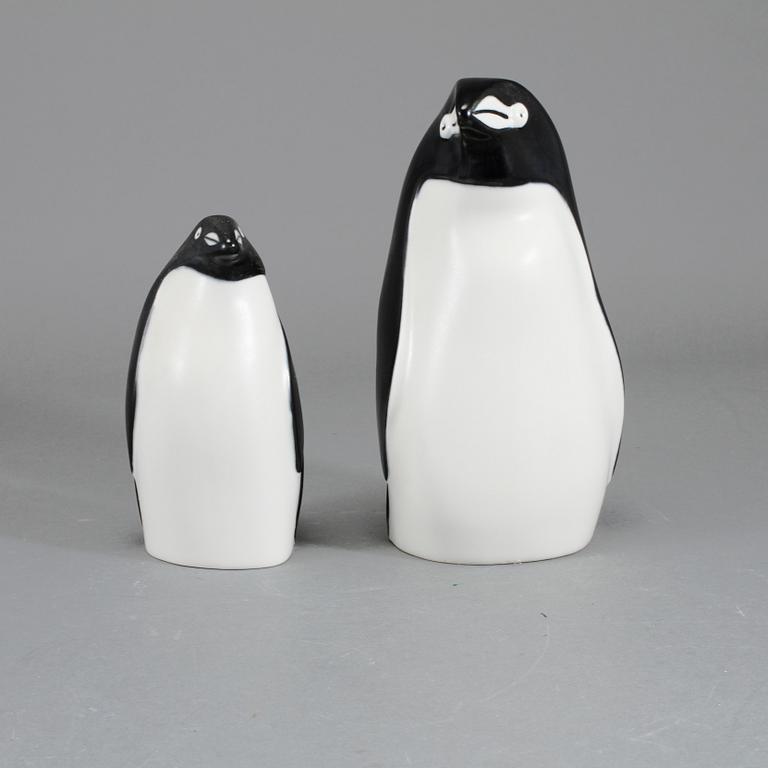 FIGURINER, 2 st, keramik, signerad Lillemor och stämplad WWF, Arabia, 1980-tal.