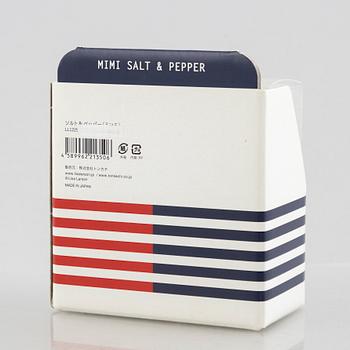 Lisa Larson, ljusstakar, 6 st, ljuslykta samt salt- och pepparströare, stengods och majolika, bl.a. Höganäs.