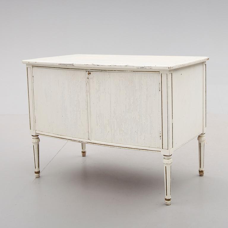 BUFFÉ, gustaviansk stil, tidigt 1900-tal.
