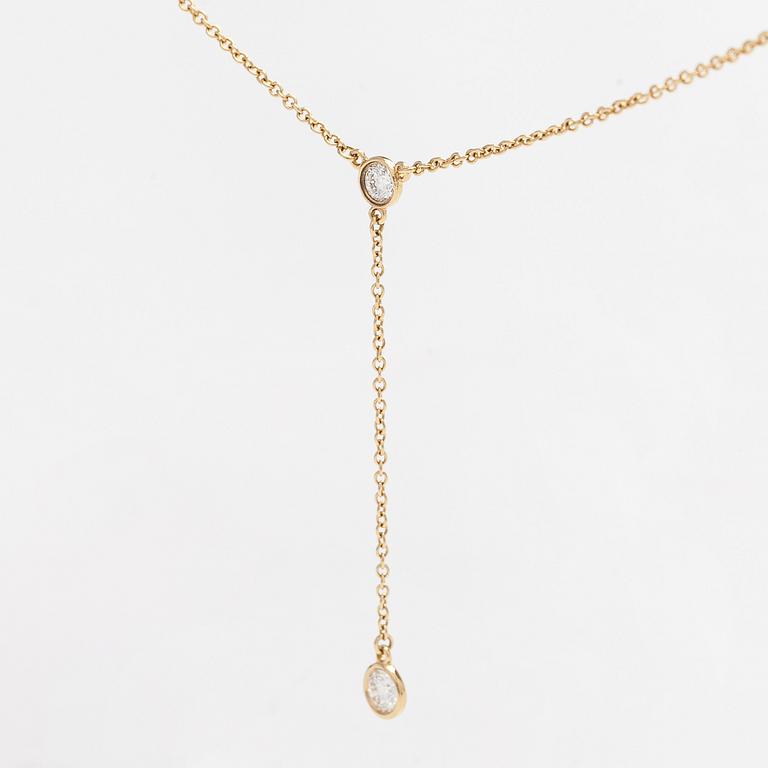 Tiffany & Co, Elsa Peretti, kaulakoru, "Diamonds by the Yard", 18K kultaa ja kaksi briljanttihiottua timanttia.
