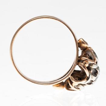 SORMUS, 18K kultaa, briljanttihiottu timantti n. 0.40 ct H/vs. Koko 17. Paino 5 g.