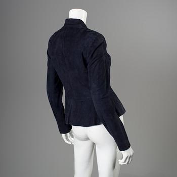 A darkblue suede jacket by Ralph Lauren.
