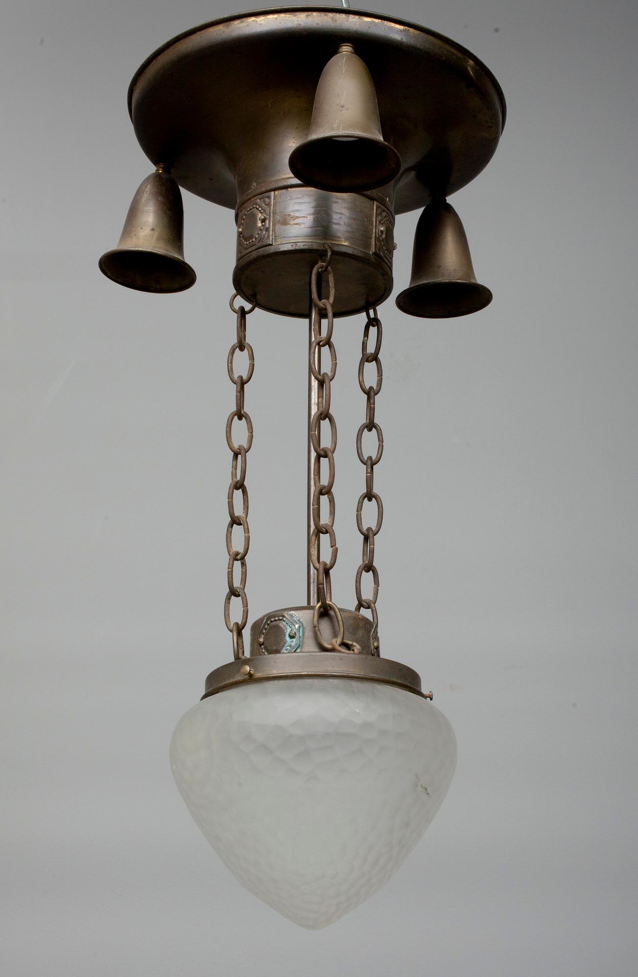 TAKLAMPA, jugend, 1900-talets början. Höjd ca 69 cm.