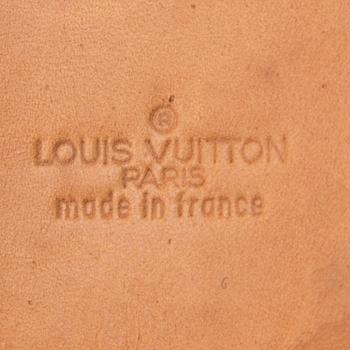 VÄSKA, "Bandoulière 50", Louis Vuitton.