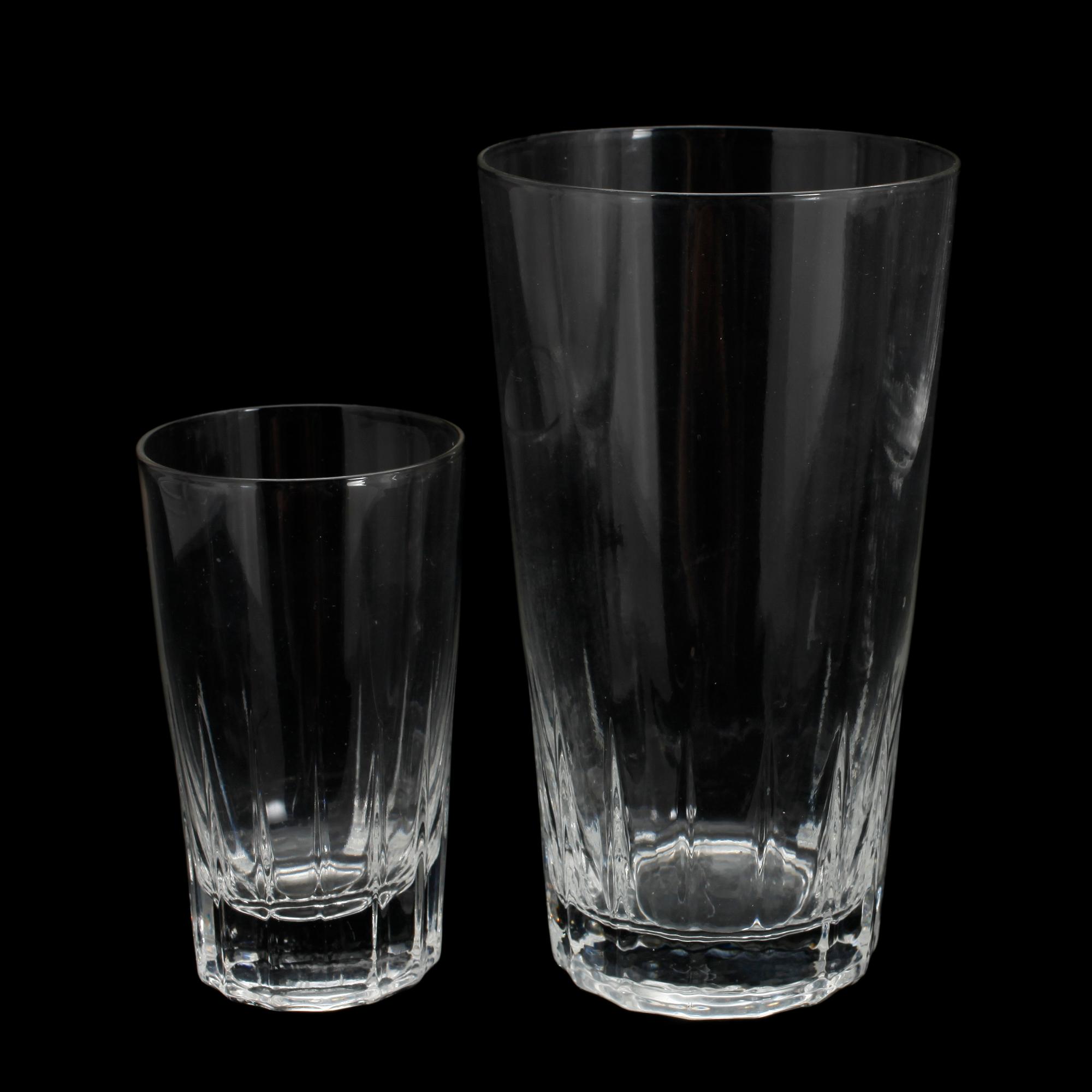 GLASSERVIS, 69 delar, 1900-talets första hälft.