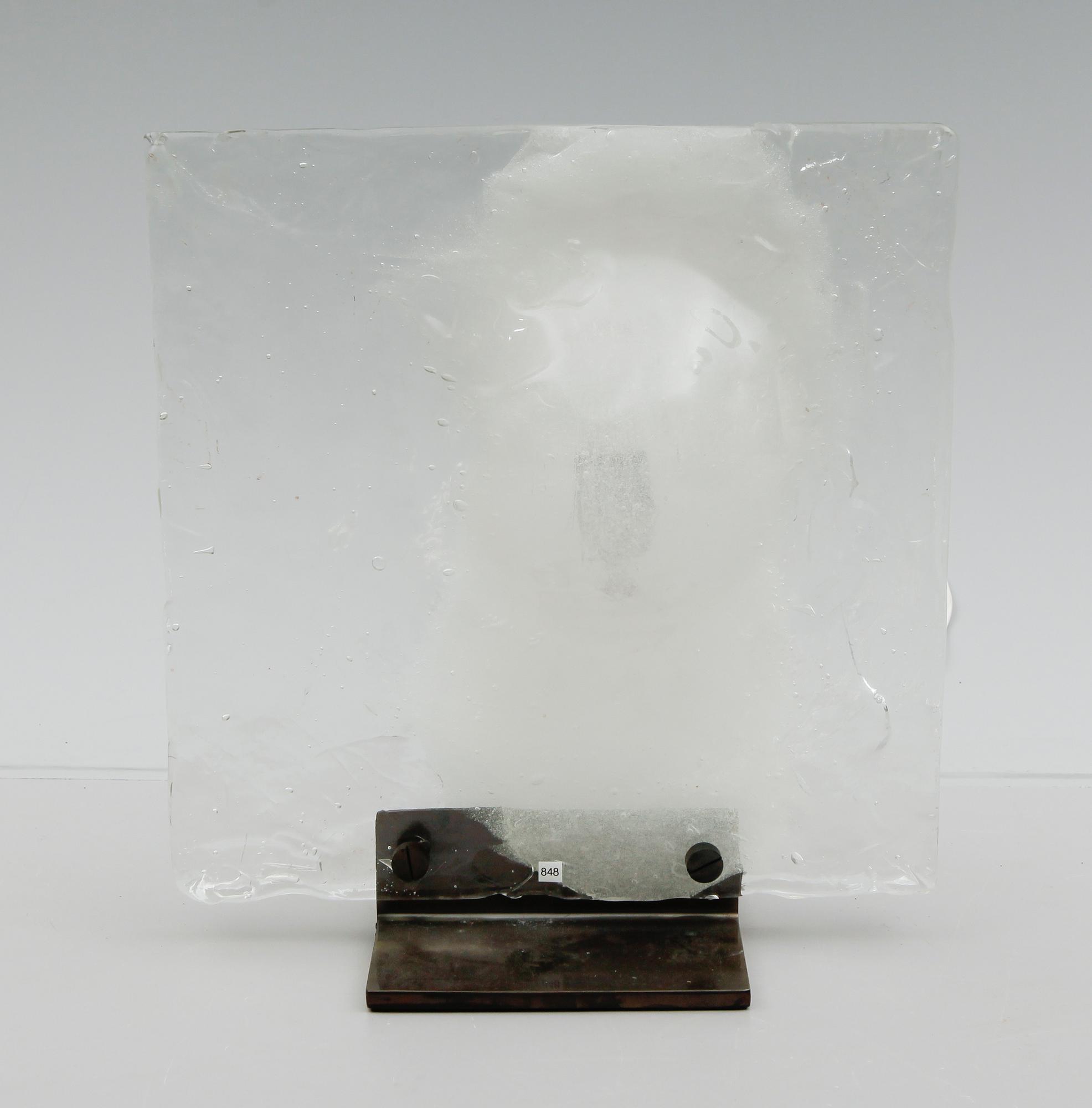 BORDSLAMPA, metall och glas, sent 1900-tal.