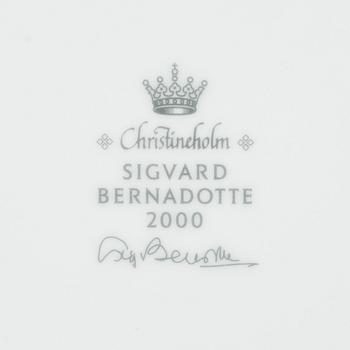 Sigvard Bernadotte, matservis, 53 delar, porslin, "Marianne Royal Blue", Christineholm, Millenniumserien 2000.