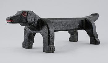 ELDHUND, gjutjärn, 1900-talets andra hälft.