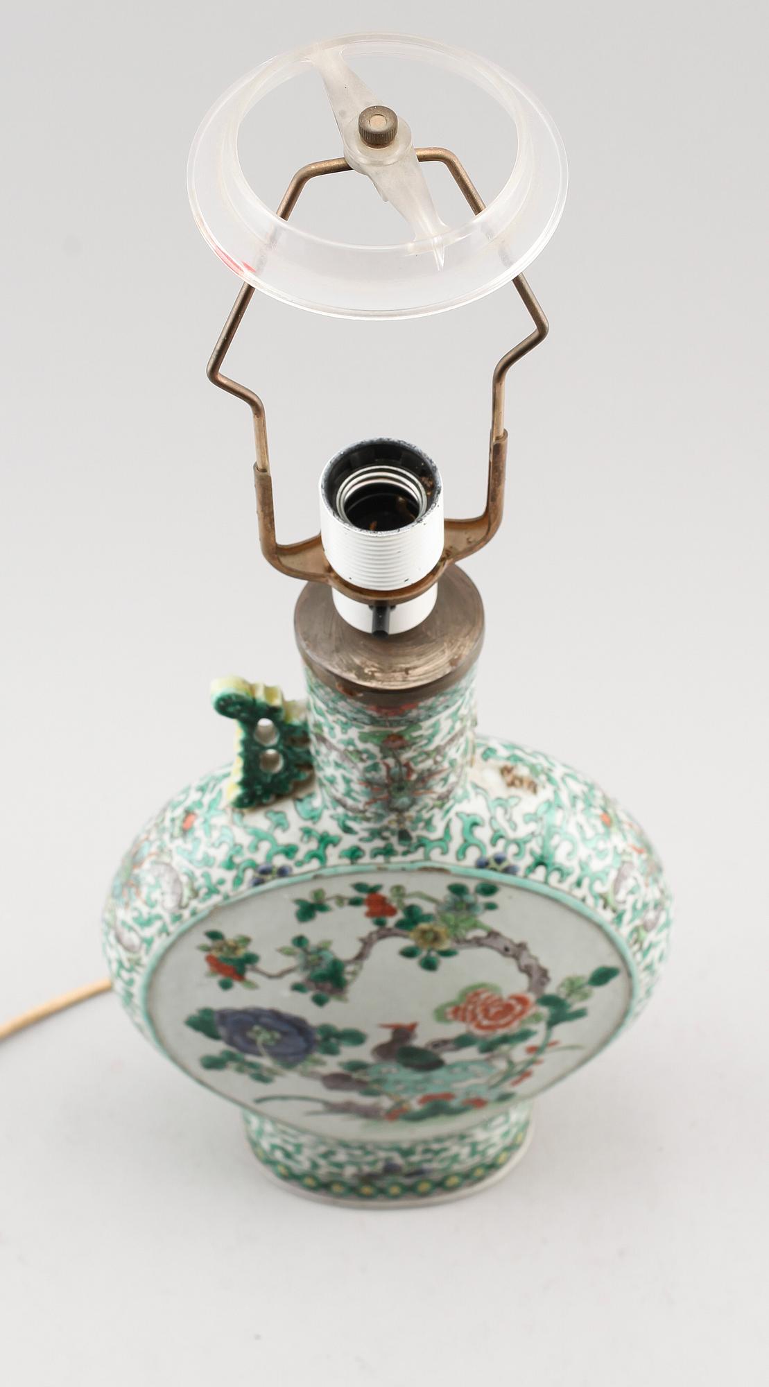 BORDSLAMPA, porslin, Kina, 1800-tal.