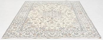 Carpet, Nain, approx. 305 x 200 cm.