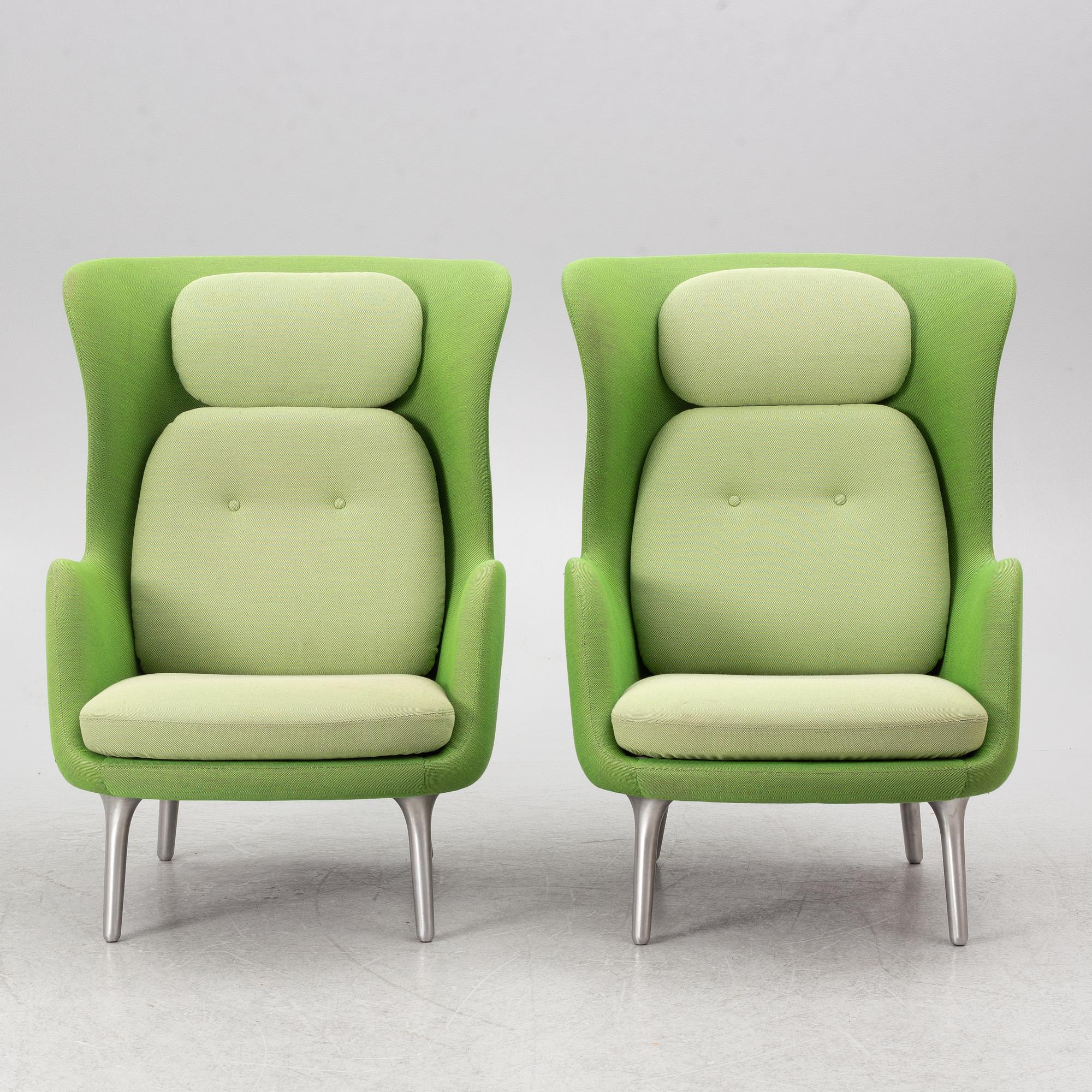 Jaime Hayon, fåtöljer, ett par, "Ro JH1", Republic of Fritz Hansen, 2016.