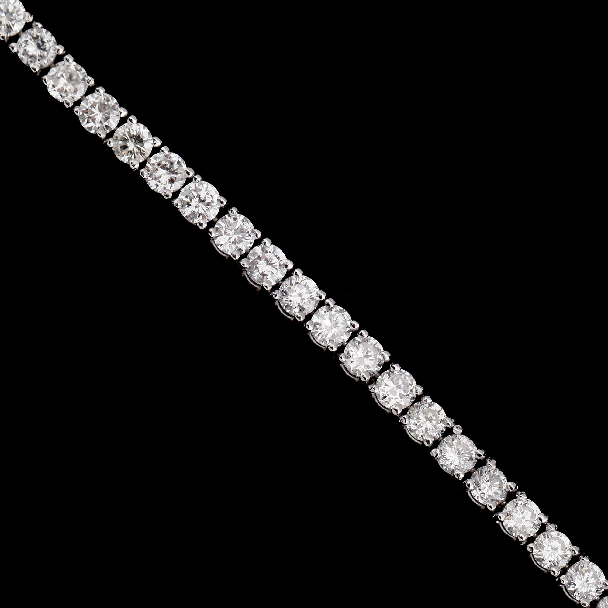 ARMBAND, sk Rivière, 18 k vitguld, briljantslipade diamanter tot 7.03 ct.