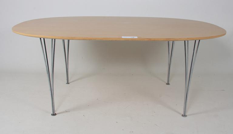BORD, "superellips", Bruno Mathsson och Piet Hein, Fritz Hansen 1989.
