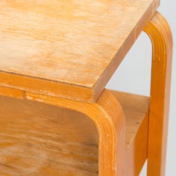 Alvar Aalto, bord / sidobord, modell 87, för O.Y. Huonekalu- ja Rakennustyötehdas A.B. tidigt 1950-tal.