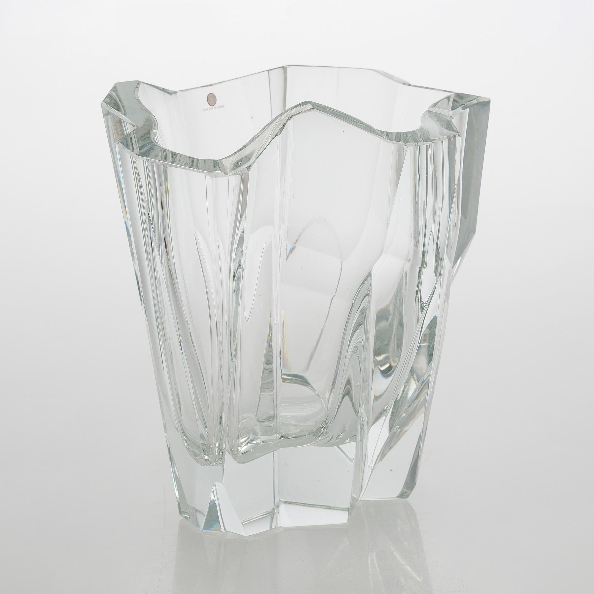 Tapio Wirkkala, vas, "Isberg", signerad Tapio Wirkkala 3825.