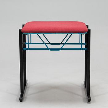 A pair of 1980s A500-series Armchairs and an ottoman by Yrjö Kukkapuro, Avarte, Finland.