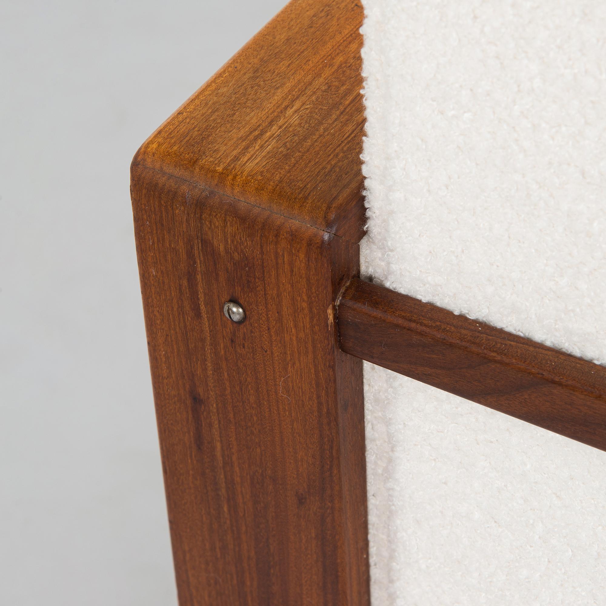 A pair of 1960s armchairs.