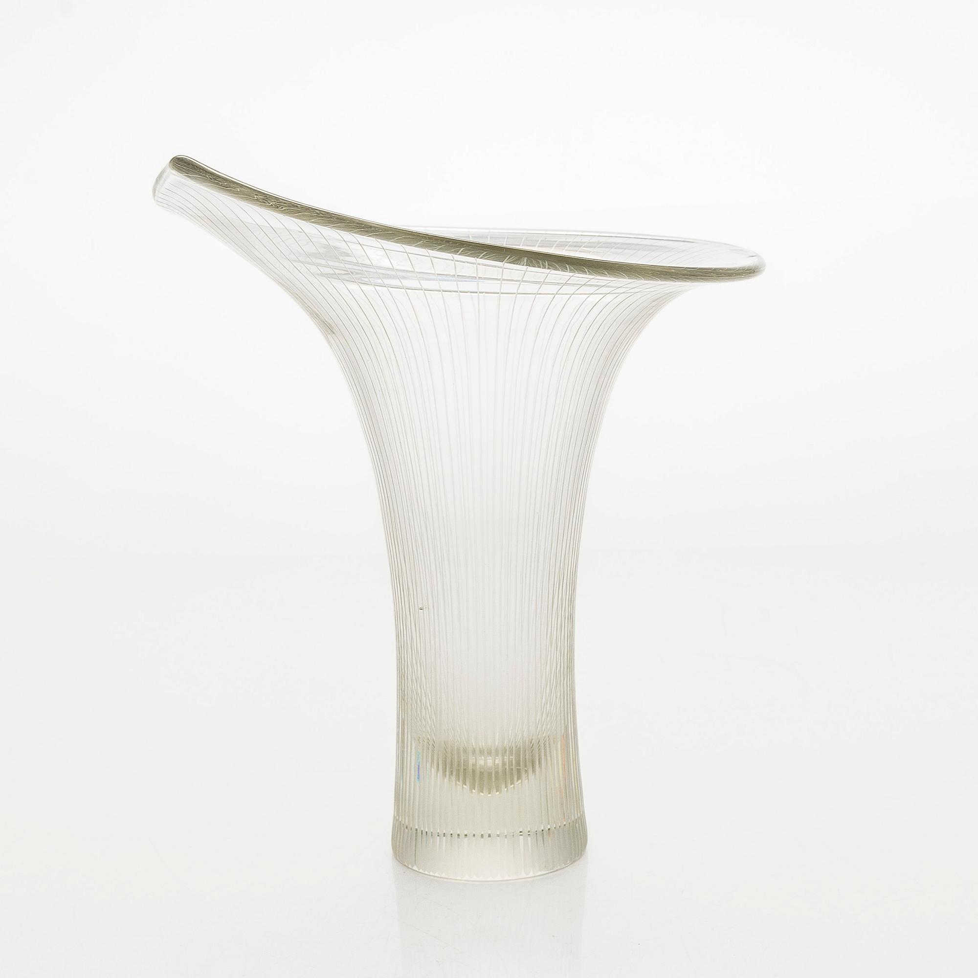 Tapio Wirkkala, a 'Chanterelle' glass vase, signed Tapio Wirkkala, Iittala -58.
