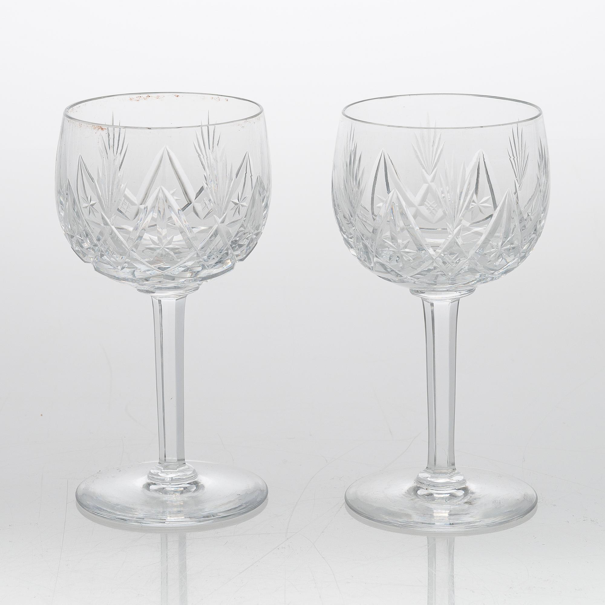 An 'Yrjö' crystal glassware set, 58 pieces, Riihimäen Lasi, Finland, latter half of the 20th century.